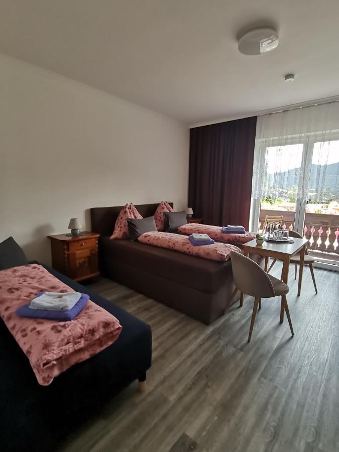Oberort Haus Bergblick Fruehstueckspension المظهر الخارجي الصورة